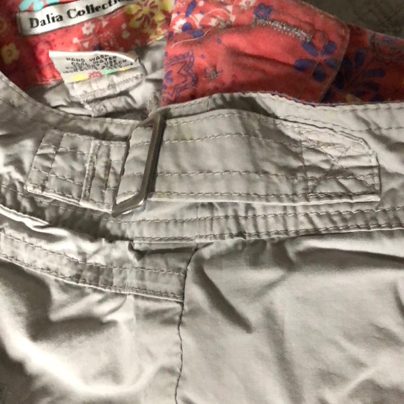 Gray capris - Picture 7 of 7